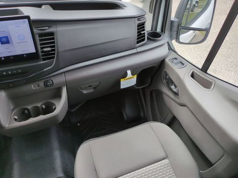 New 2026 Ford Transit 250 148 Medium Roof image 16