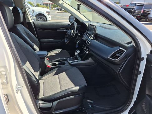 Used 2021 Kia Seltos S FWD image 29