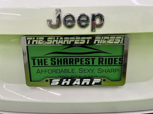Used 2015 Jeep Patriot Latitude AWD/4WD image 12