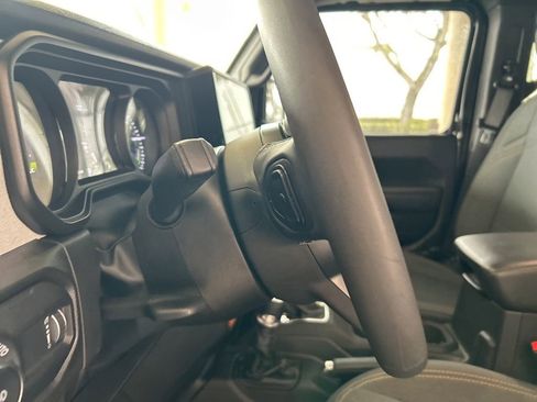Used 2025 Jeep Wrangler Unlimited Sport S 4xe AWD/4WD image 43