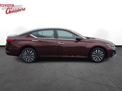 Used 2025 Nissan Altima 2.5 SV