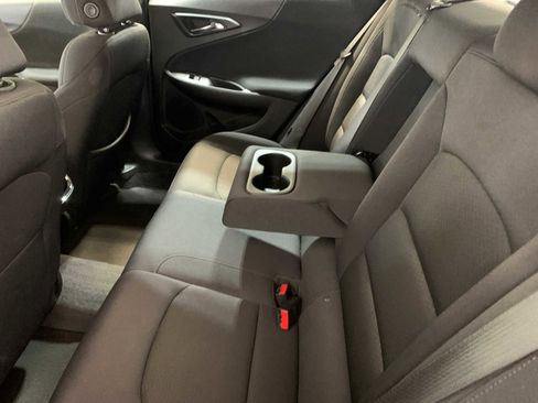 Used 2024 Chevrolet Malibu LT image 5