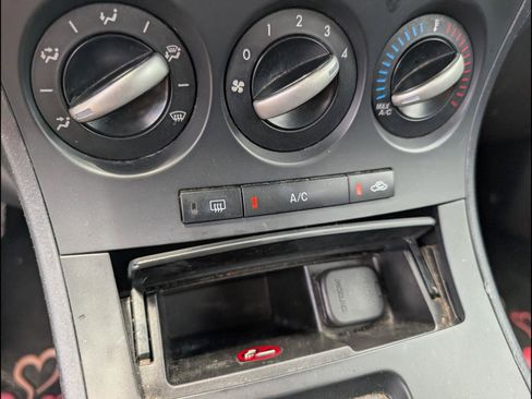 Used 2013 MAZDA MAZDA3 i SV FWD image 11