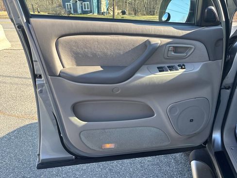 Used 2005 Toyota Tundra SR5 image 18