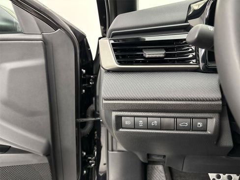 Used 2025 Toyota Camry SE w/ Multimedia Upgrade Package AWD/4WD image 31
