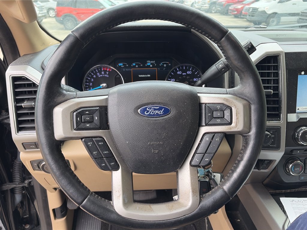 Used 2018 Ford F250 Lariat w/ Lariat Value Package AWD/4WD image 17