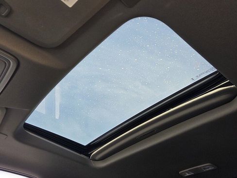 Used 2024 GMC Sierra 1500 Denali image 17