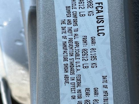 Used 2016 Chrysler 200 Limited image 15