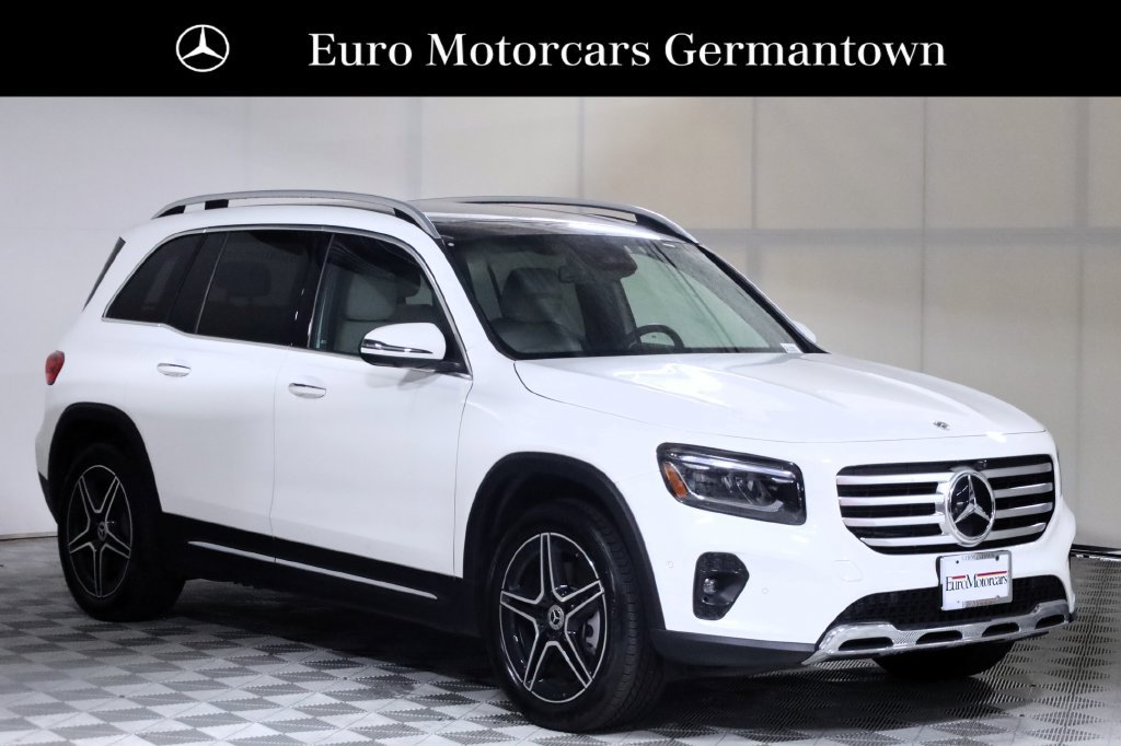 Used 2026 Mercedes-Benz GLB 250 4MATIC image 1