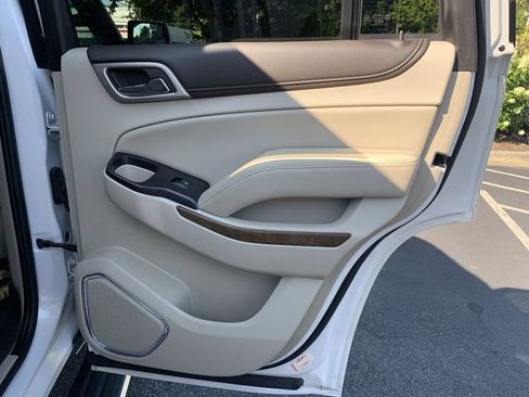 Used 2019 GMC Yukon Denali w/ Denali Ultimate Package AWD/4WD image 11