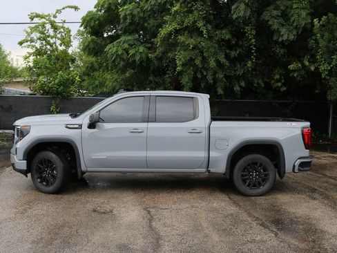 Used 2024 GMC Sierra 1500 Elevation w/ X31 Off-Road Package AWD/4WD image 2