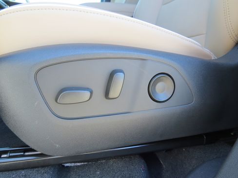 New 2026 Buick Enclave Preferred w/ Power Package image 21