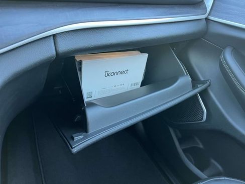 Certified 2021 Jeep Grand Cherokee L Limited image 34