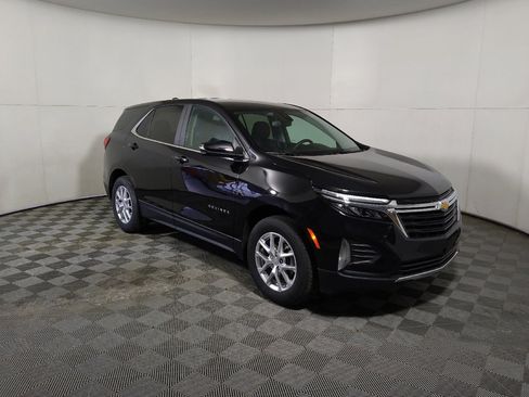 Used 2024 Chevrolet Equinox LT AWD/4WD image 13