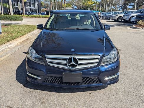Used 2012 Mercedes-Benz C 300 Sport image 2