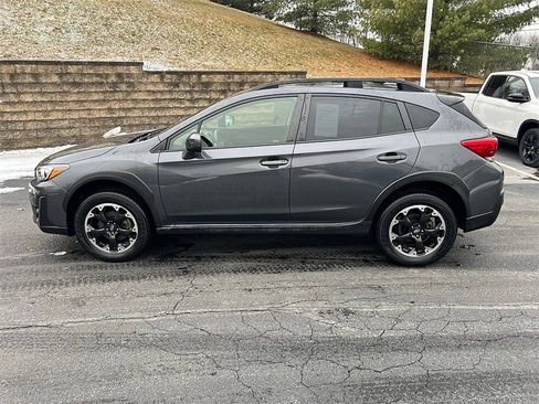 Used 2023 Subaru Crosstrek 2.0i Premium image 10