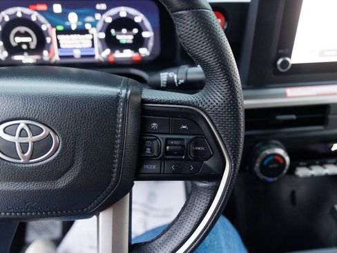 Used 2024 Toyota Tacoma TRD Sport image 20