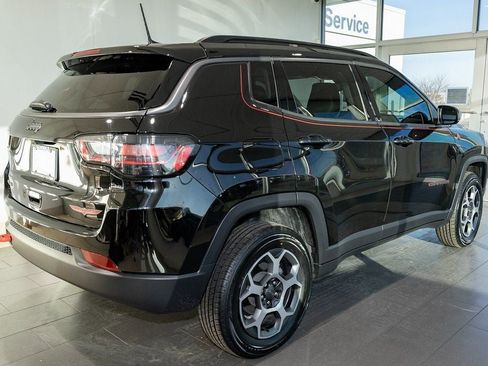 Used 2022 Jeep Compass Trailhawk w/ Trailhawk Elite Group AWD/4WD image 5