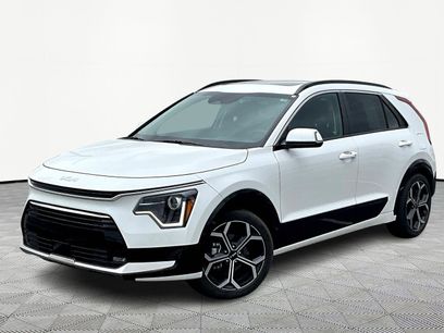 Used 2023 Kia Niro EX Touring