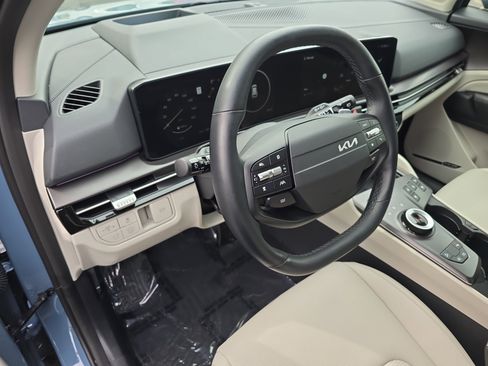 Used 2026 Kia Sportage SX Prestige image 16