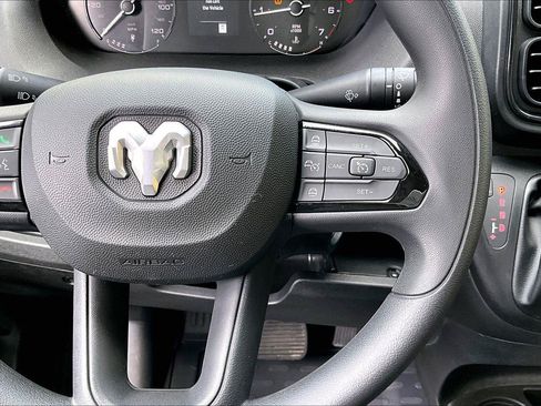 Used 2025 RAM ProMaster 2500 w/ Convenience Group FWD image 19