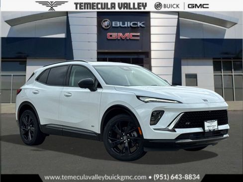 Used 2026 Buick Envision Sport Touring AWD/4WD image 1