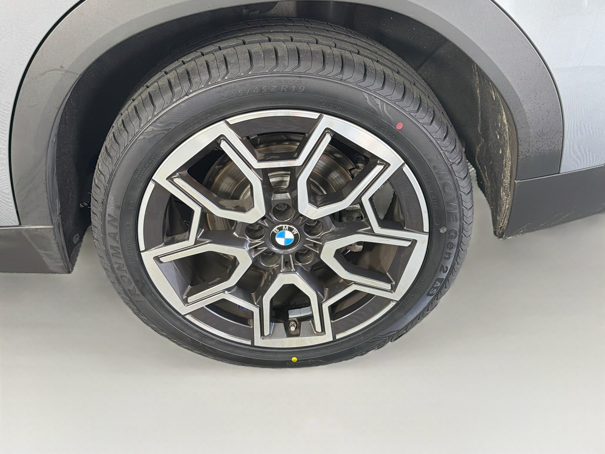 Used 2026 BMW X2 xDrive28i AWD/4WD image 11