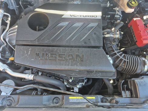 Used 2025 Nissan Rogue SV AWD/4WD image 17