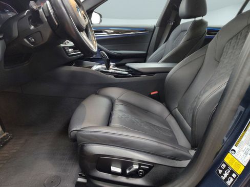 Certified 2023 BMW 530i xDrive w/ M Sport Package image 5