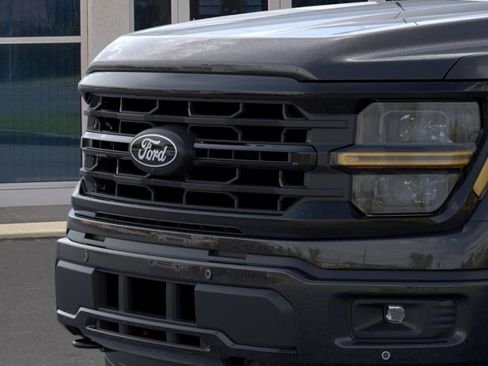 New 2026 Ford F150 XLT w/ Equipment Group 302A MID AWD/4WD image 18