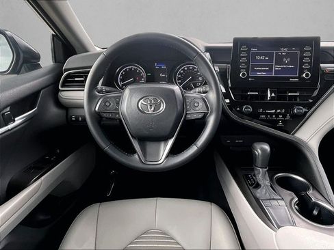 Used 2024 Toyota Camry SE w/ Convenience Package FWD image 7