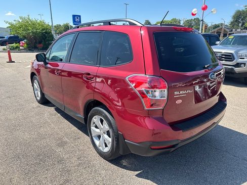 Used 2015 Subaru Forester 2.5i Premium w/ All-Weather Package AWD/4WD image 5