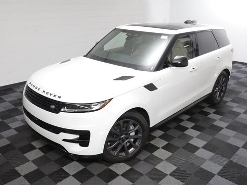 Used 2024 Land Rover Range Rover Sport SE AWD/4WD image 2