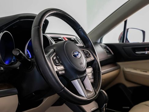 Used 2017 Subaru Outback 2.5i Limited image 13