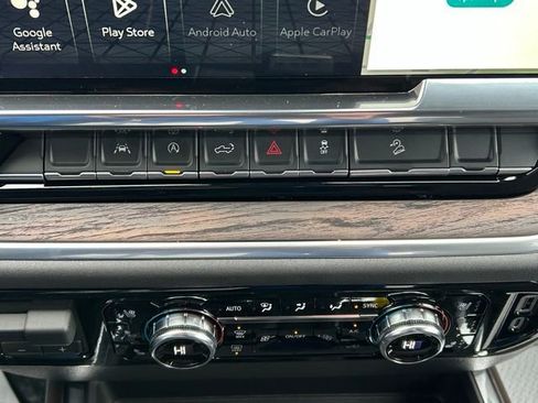 New 2026 GMC Sierra 1500 SLT image 39