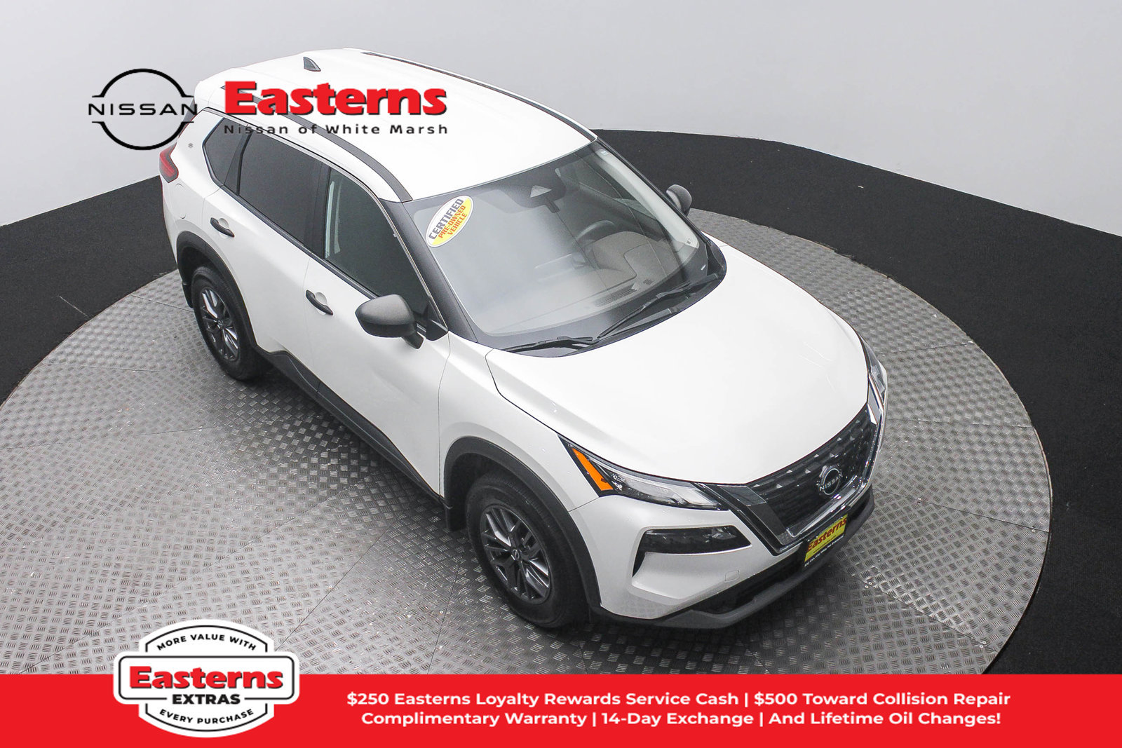 Used 2023 Nissan Rogue S AWD/4WD image 3