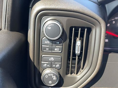 Used 2022 Chevrolet Silverado 1500 Custom AWD/4WD image 27