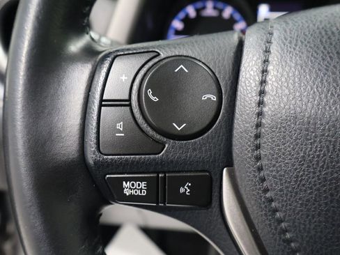 Used 2018 Toyota RAV4 XLE image 34