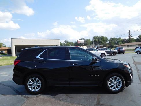 Used 2020 Chevrolet Equinox LT AWD/4WD image 2