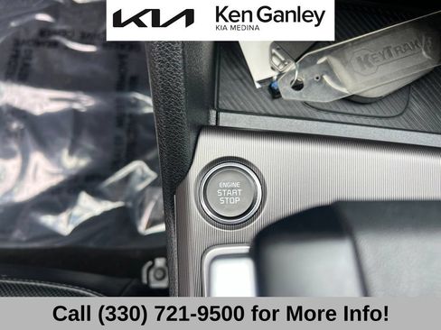 Certified 2026 Kia Sportage EX FWD image 38