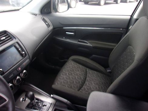 Used 2024 Mitsubishi Outlander Sport ES AWD/4WD image 10