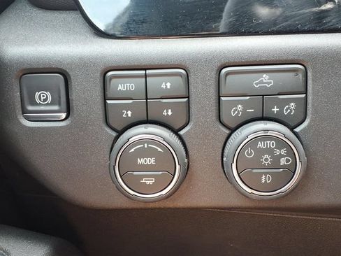 Used 2026 Chevrolet Silverado 1500 RST AWD/4WD image 22