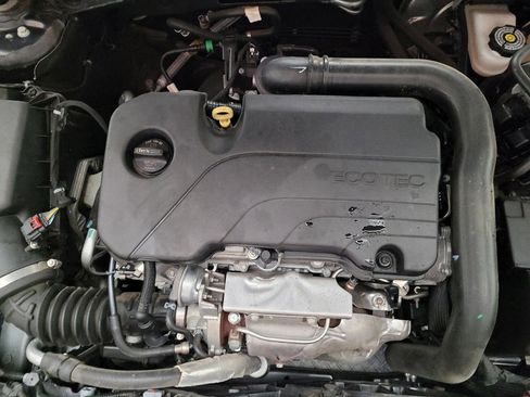 Used 2022 Chevrolet Malibu LS w/ Driver Confidence Package II image 30