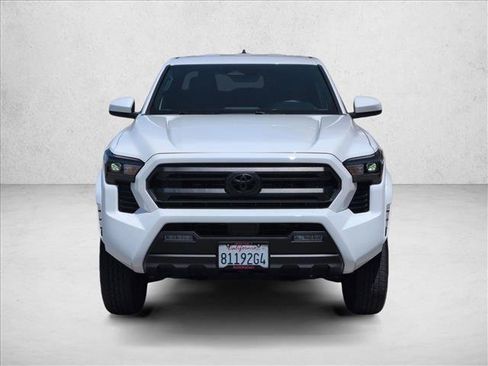 Used 2025 Toyota Tacoma SR5 AWD/4WD image 2