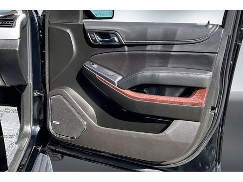 Used 2020 GMC Yukon SLT image 24