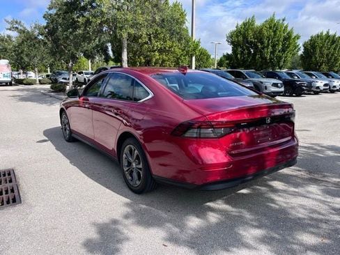 Used 2023 Honda Accord EX image 9