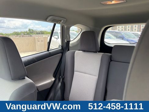 Used 2015 Toyota RAV4 LE AWD/4WD image 13