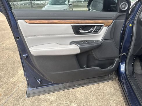 Used 2018 Honda CR-V EX-L image 11