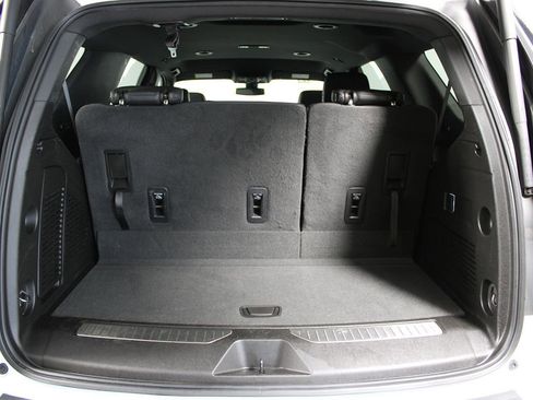 Used 2022 Chevrolet Tahoe Z71 image 37