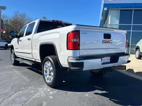 Used 2019 GMC Sierra 2500 Denali w/ Duramax Plus Package image 7